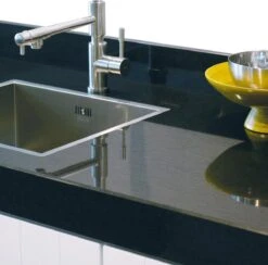 HG Natuurstenen Aanrechtbladreiniger - 500ml - Veilig In Gebruik - Streeploos Schoon - Dagelijkse Reiniging -Ajax® Verkoop 1200x1186