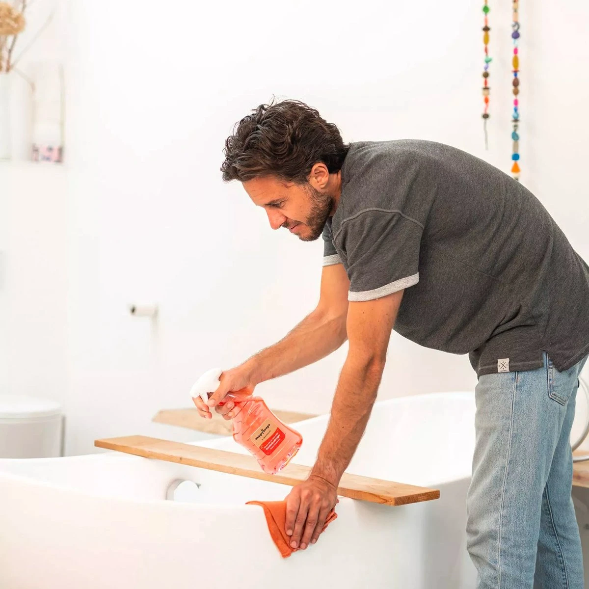 HappySoaps Cleaning Tabs - Combipack Met 4 Verschillende Tabs - Allesreiniger, Keukenreiniger, Glasreiniger En Sanitairreiniger - 100% Plasticvrij, Duurzaam & Vegan 7 HappySoaps Cleaning Tabs - Combipack Met 4 Verschillende Tabs - Allesreiniger, Keukenreiniger, Glasreiniger En Sanitairreiniger - 100% Plasticvrij, Duurzaam & Vegan - Afbeelding 7