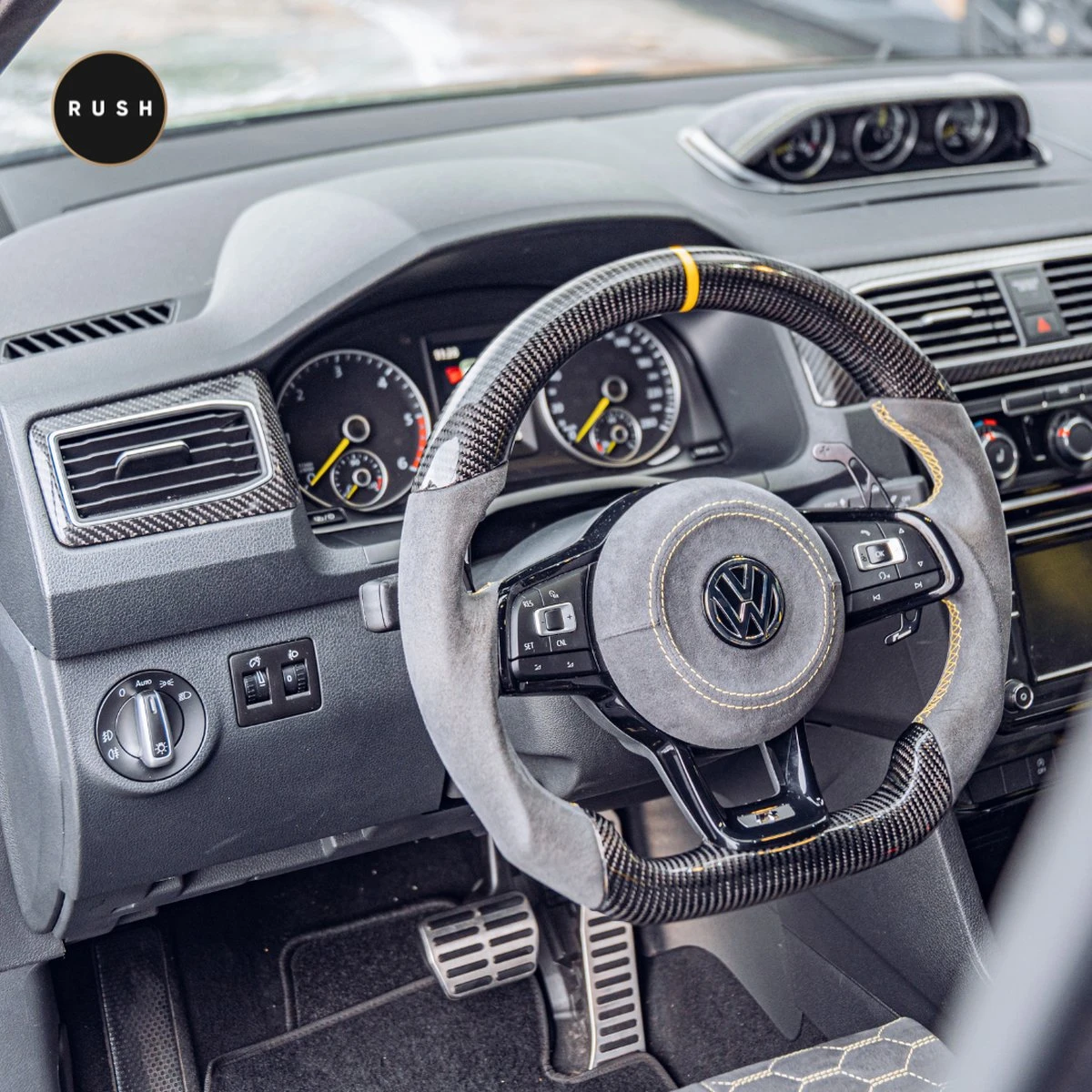 RUSH Interieur Reiniger - Bekleding Reiniger - Auto Wassen - Schoonmaken - Auto Accessories - Interior Care 300ml 7 RUSH Interieur Reiniger - Bekleding Reiniger - Auto Wassen - Schoonmaken - Auto Accessories - Interior Care 300ml - Afbeelding 7