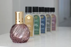 Ashleigh & Burwood Lampenolie Geurolie - Freesia & Orchid 250 Ml -Ajax® Verkoop 1200x800 13